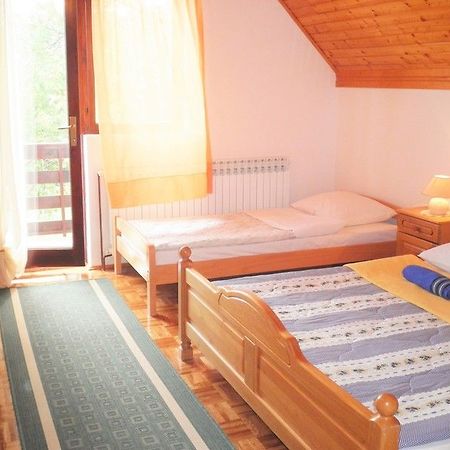 House Lucija Hotell Poljanak Eksteriør bilde